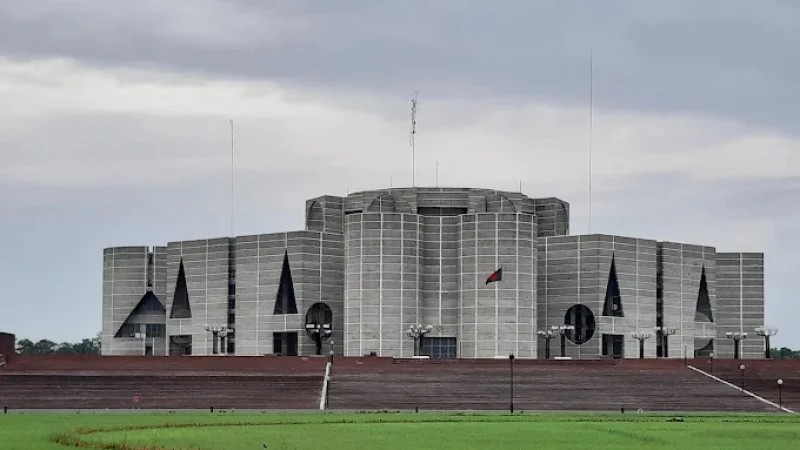 Parliamentary body stresses stability