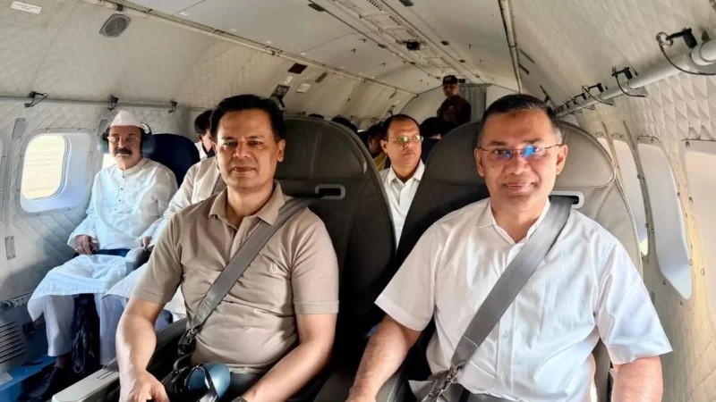 PM Tarique Visits Durga Puja Mandaps
